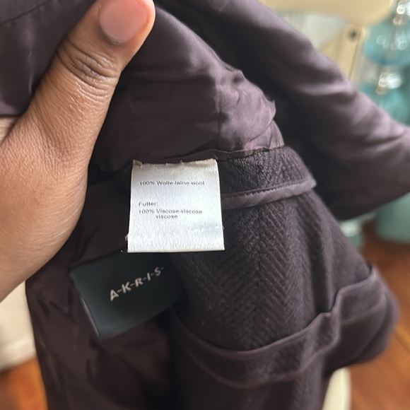 Akris dark plum color evening jacket - Picture 8 of 8